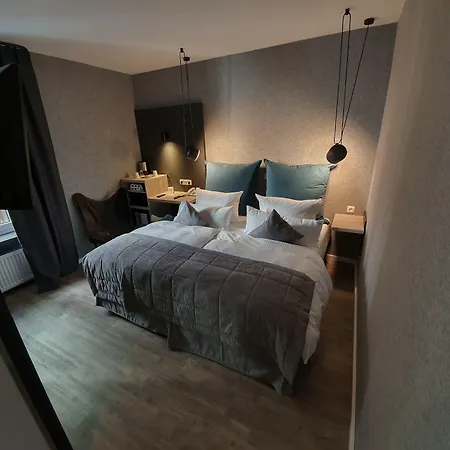 Hotel Falkenturm-2